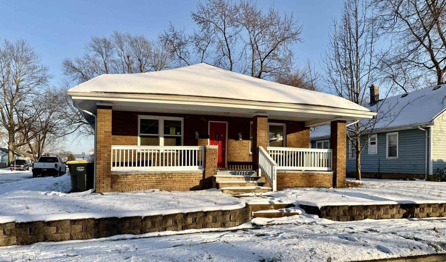 1702 Arrow Ave, Anderson, IN 46016 - 3 Beds, 1 Bath