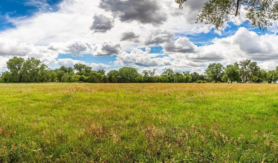 2181 E Mentor Rd, Assaria, KS 67416 - 3 Beds, 1 Bath