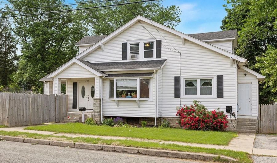 599 MASSACHUSETTS Ave, Aldan, PA 19018 - 4 Beds, 2 Bath