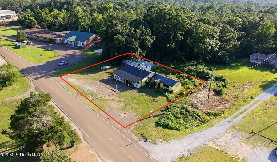 41 County Road 115, Abbeville, MS 38601 - 0 Beds, 1 Bath