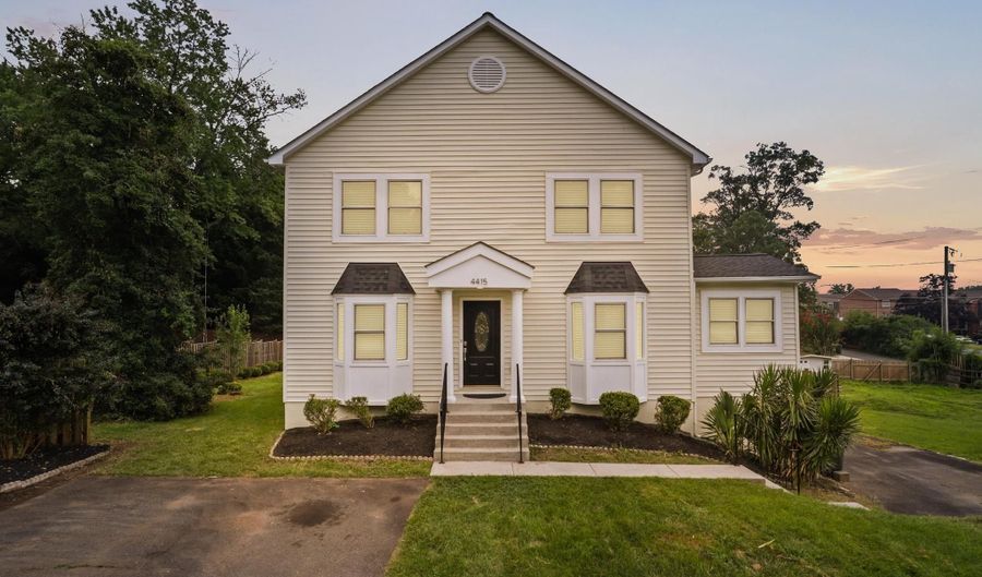 4415 ROBERTS Ave, Annandale, VA 22003 - 4 Beds, 5 Bath