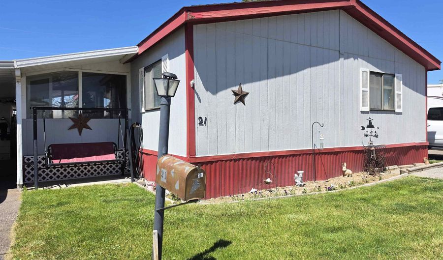 330 W Chubbuck Rd #21, Chubbuck, ID 83202 - 3 Beds, 2 Bath