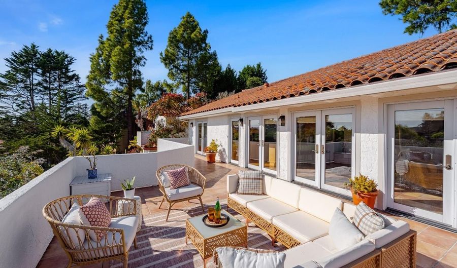 1931 Dolphin Dr, Aptos, CA 95003 - 3 Beds, 3 Bath