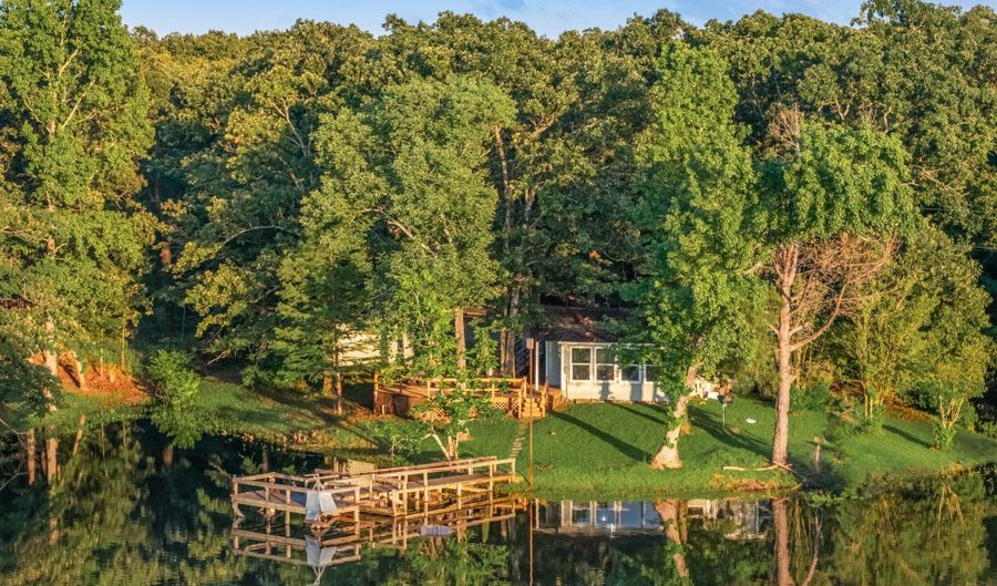 710 County Road 1699, Alba, TX 75410 - 2 Beds, 1 Bath