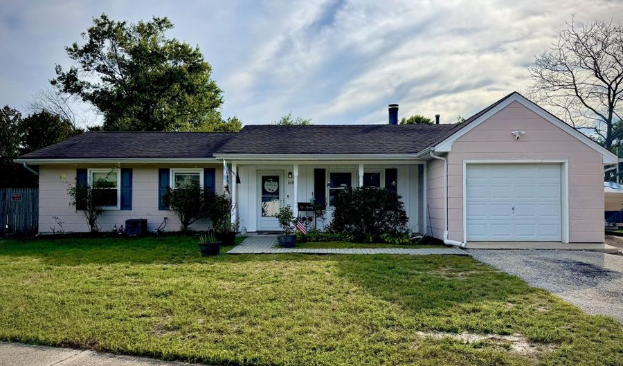 168 Beverly Dr, Barnegat, NJ 08005 - 3 Beds, 1 Bath
