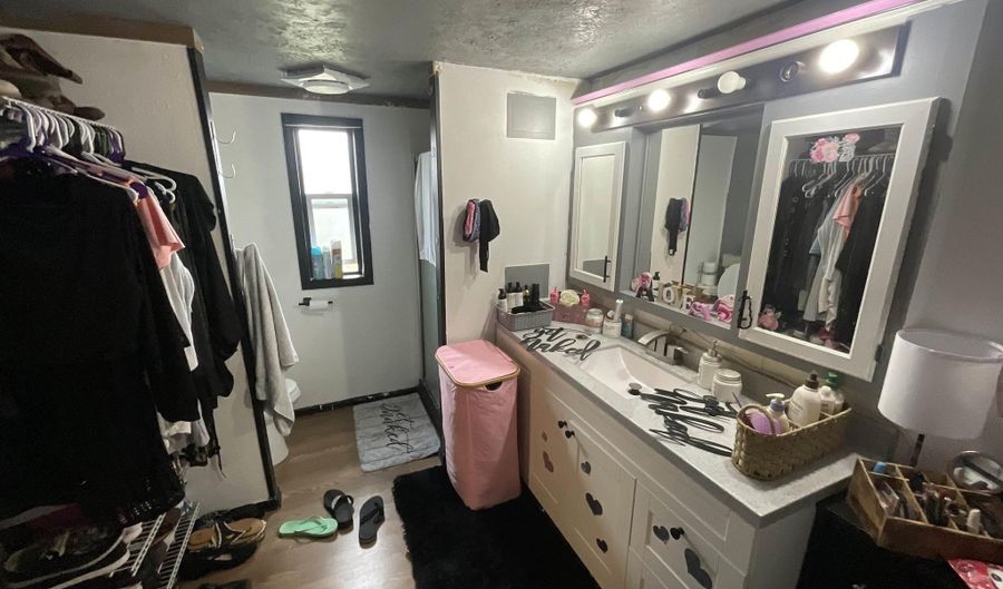 4410 S SOUTH PASS Trl, Cheyenne, WY 82007 - 3 Beds, 2 Bath