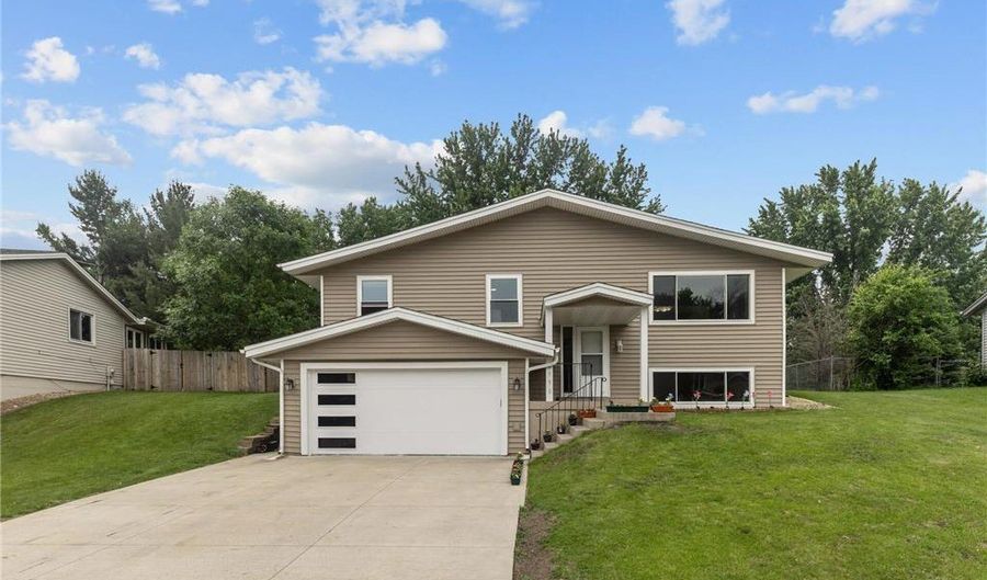 4990 148th Path W, Apple Valley, MN 55124 - 4 Beds, 2 Bath