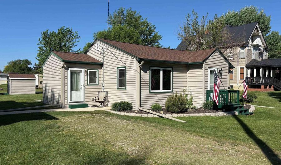 1007 Alden St, Alden, IA 50006 - 2 Beds, 1 Bath