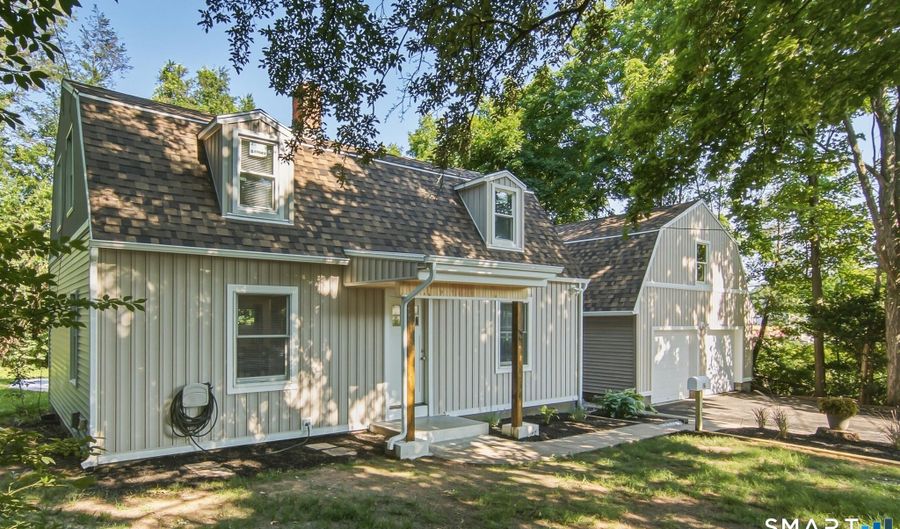 16 Deepwood Dr, Cheshire, CT 06410 - 3 Beds, 2 Bath