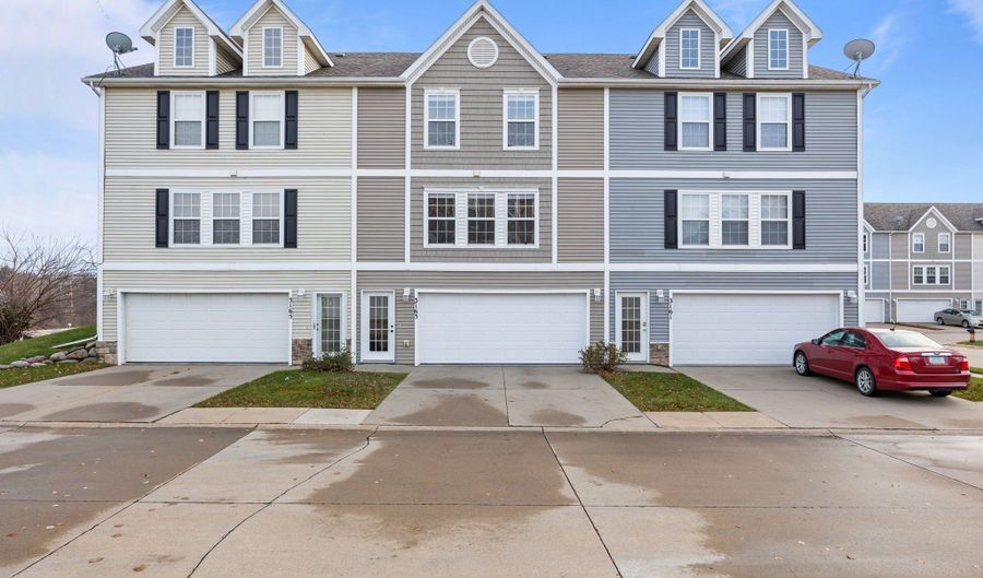 3163 SW Arlan Ln, Ankeny, IA 50023 - 2 Beds, 2 Bath