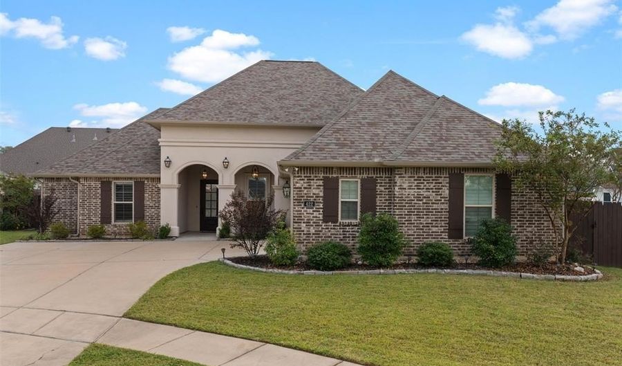 422 N Lost River Dr, Benton, LA 71006 - 4 Beds, 3 Bath
