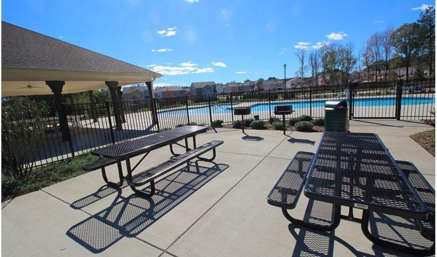 3413 Dropseed Dr, Apex, NC 27502 - 3 Beds, 2 Bath