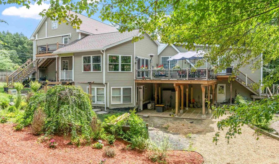 15 Pepperell Rd, Brookline, NH 03033 - 7 Beds, 6 Bath