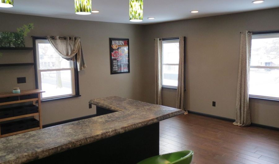 702 N Main Sts 1, Auburn, IN 46706 - 2 Beds, 1 Bath