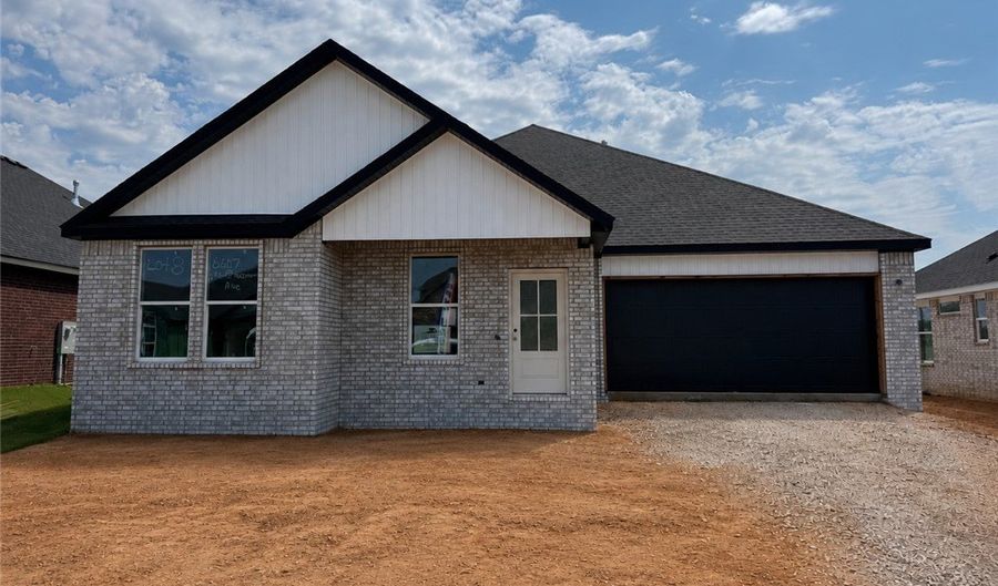 6607 SW Basswood Ave, Bentonville, AR 72713 - 3 Beds, 2 Bath