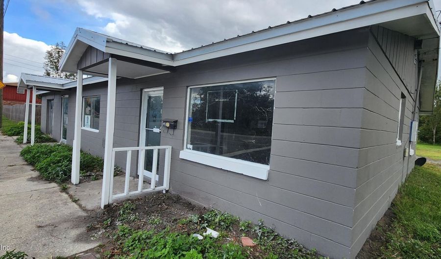 400 US HIGHWAY 90, Baldwin, FL 32234 - 0 Beds, 1 Bath