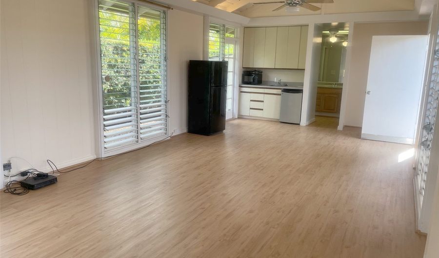 5578 Pia St #A, Honolulu, HI 96821 - 0 Beds, 1 Bath