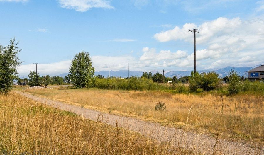 158 Tail Feather Ln C, Bozeman, MT 59718 - 3 Beds, 3 Bath