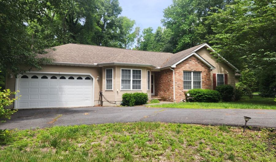 22150 WOODS EDGE Ct, Bridgeville, DE 19933 - 3 Beds, 2 Bath