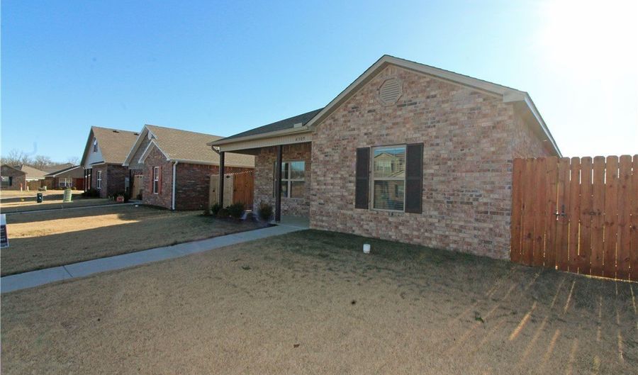 4309 SW Gallatine Ave, Bentonville, AR 72713 - 3 Beds, 2 Bath