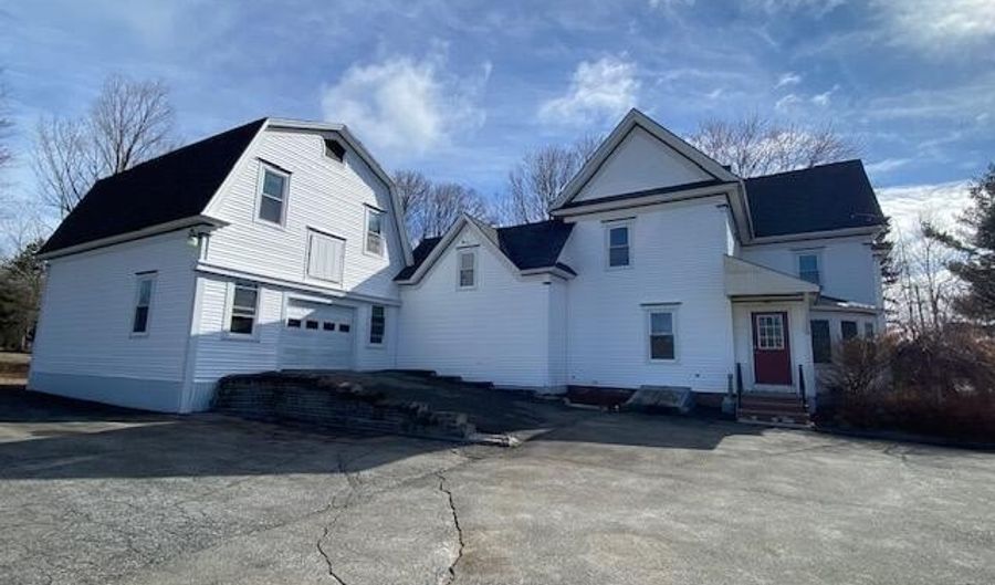 114 Exchange St, Ashland, ME 04732 - 3 Beds, 1 Bath