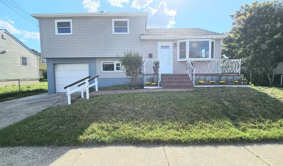 1226 Monroe Ave, Atlantic City, NJ 08401 - 3 Beds, 2 Bath