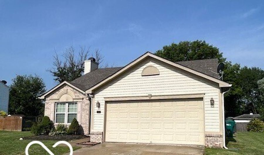 1554 Stanford Dr, Avon, IN 46123 - 3 Beds, 2 Bath