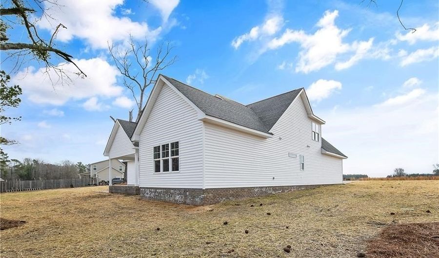 Maxwell Road, Autryville, NC 28318 - 4 Beds, 4 Bath