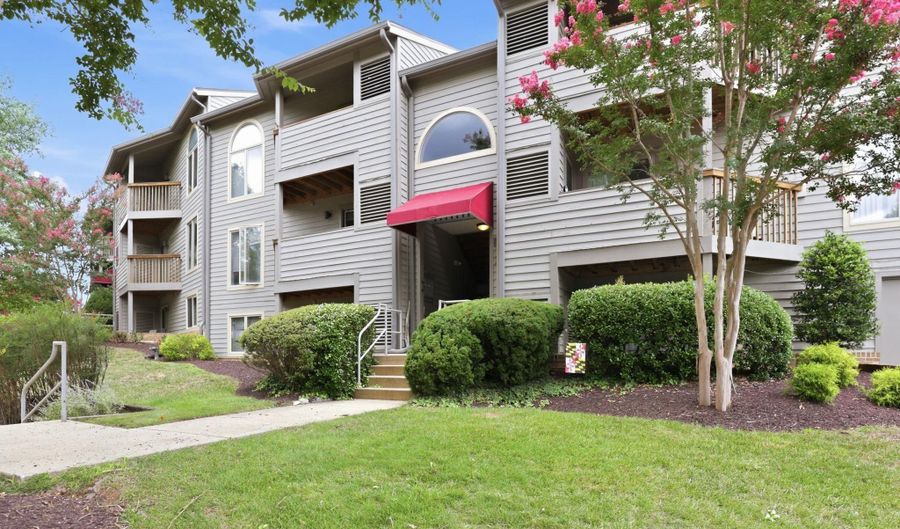 2102 CHESAPEAKE HARBOUR Dr E, Annapolis, MD 21403 - 3 Beds, 3 Bath