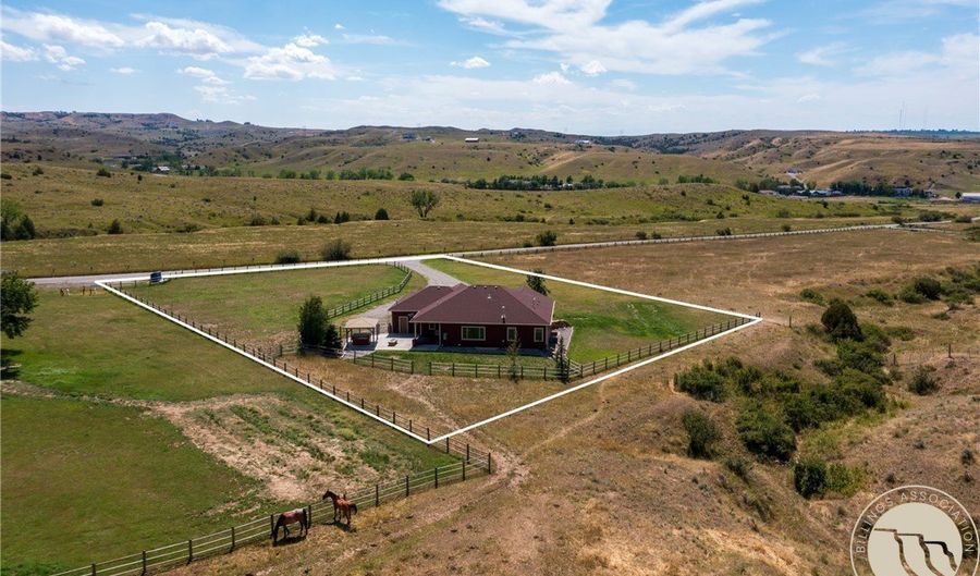 3877 High Trail Rd, Billings, MT 59101 - 5 Beds, 3 Bath