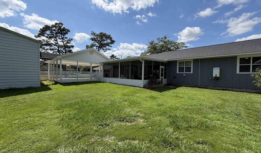 199 W Oak St, Atmore, AL 36502 - 4 Beds, 4 Bath