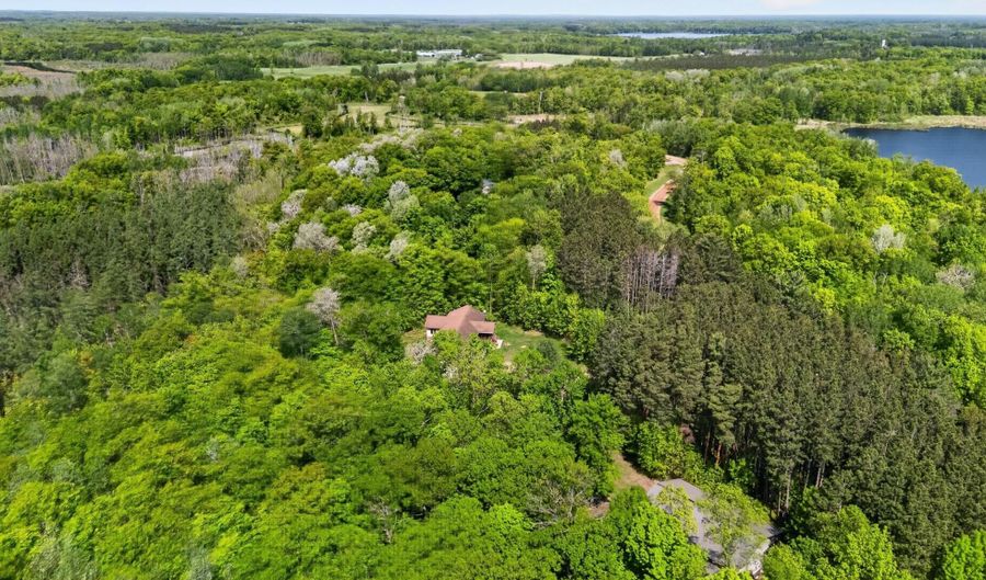 37593 316th Ln, Aitkin, MN 56431 - 4 Beds, 3 Bath