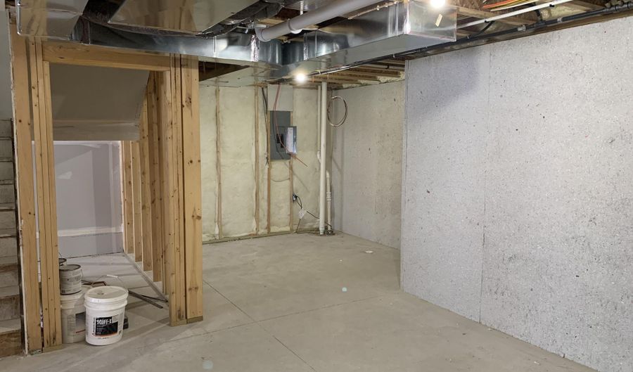 10459 Poppy Ln, Allendale, MI 49401 - 4 Beds, 2 Bath