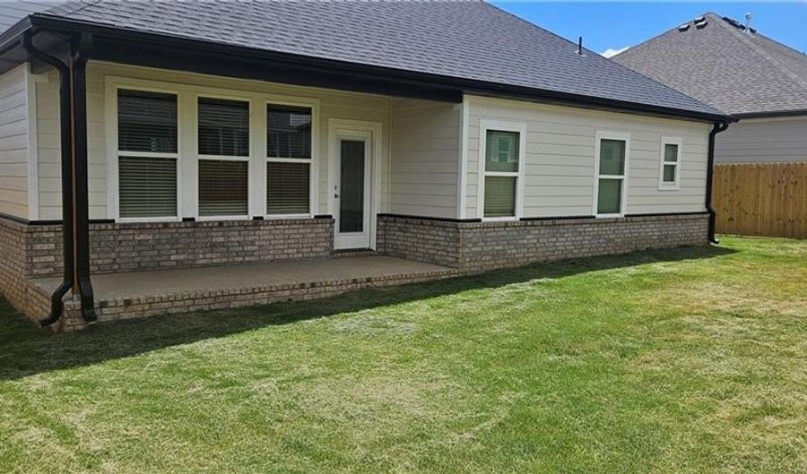 5906 SW Coywolf St, Bentonville, AR 72713 - 3 Beds, 3 Bath
