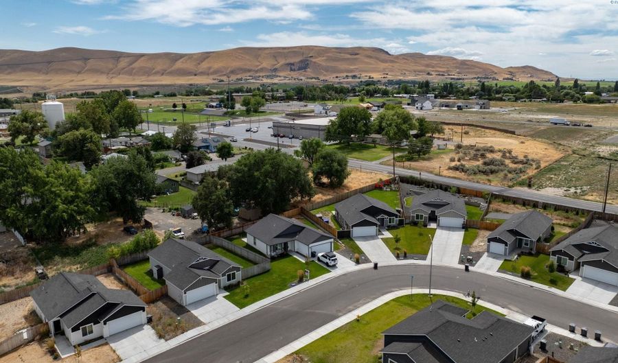 1291 Lucy Ave, Benton City, WA 99320 - 3 Beds, 2 Bath
