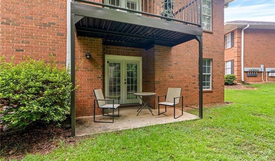 324 N ROSS St 4A, Auburn, AL 36830 - 3 Beds, 3 Bath