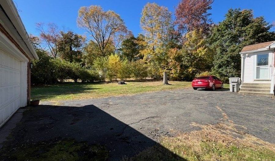 437 Stafford Ave, Bristol, CT 06010 - 3 Beds, 2 Bath