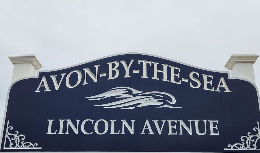 108 Lincoln Ln, Avon By The Sea, NJ 07717 - 3 Beds, 2 Bath