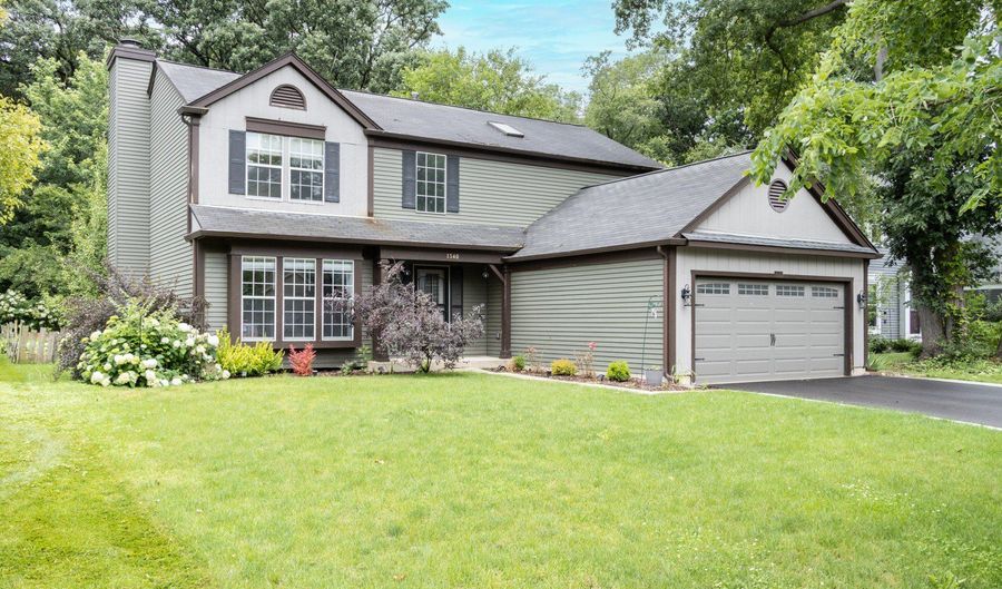 1340 Yellowstone Pkwy, Algonquin, IL 60102 - 4 Beds, 3 Bath