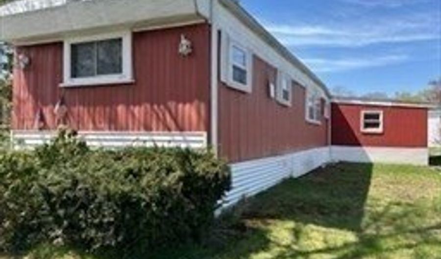 146 Kathleen, Attleboro, MA 02703 - 3 Beds, 1 Bath