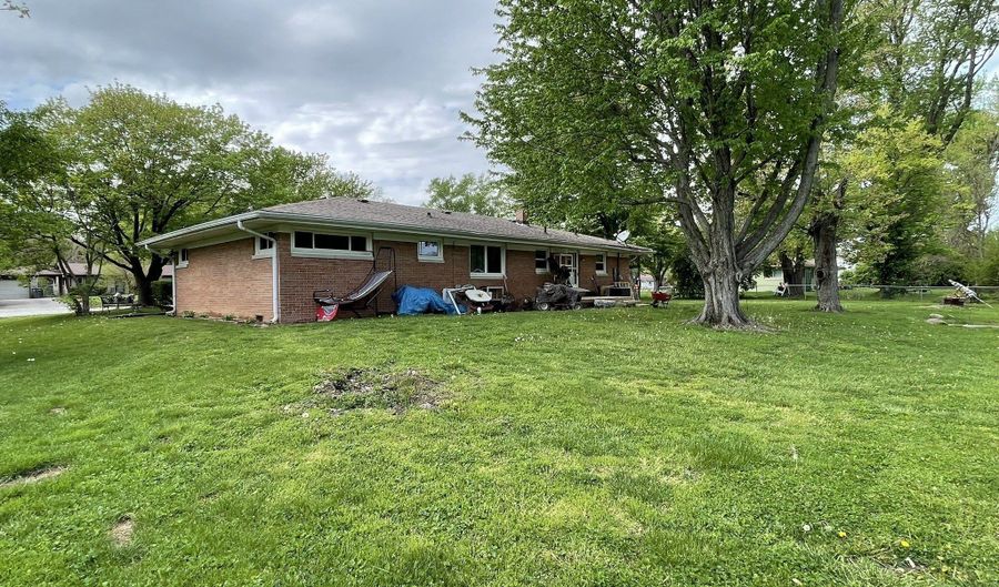 4711 Earlham Dr, Indianapolis, IN 46227 - 3 Beds, 2 Bath