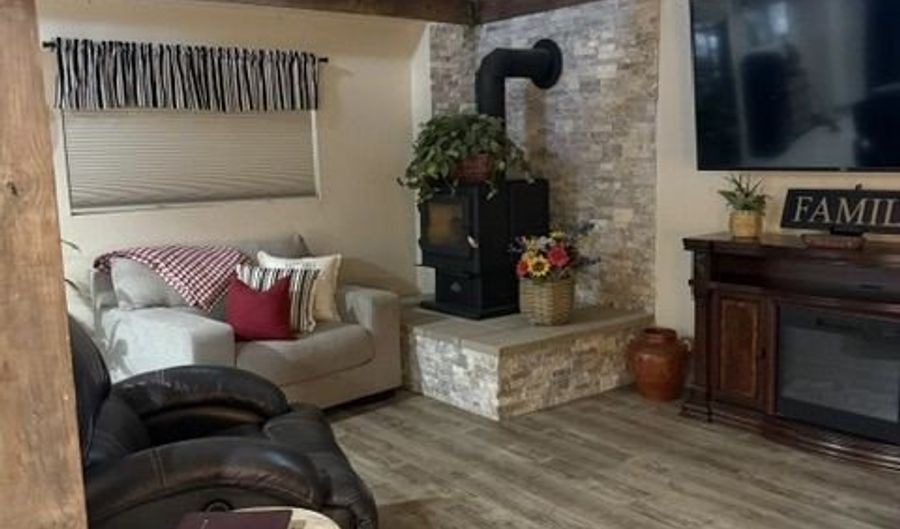 11367 Highway C, Annapolis, MO 63620 - 3 Beds, 2 Bath