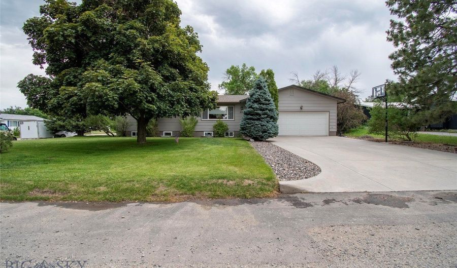 201 W 8th Ave, Big Timber, MT 59011 - 4 Beds, 2 Bath