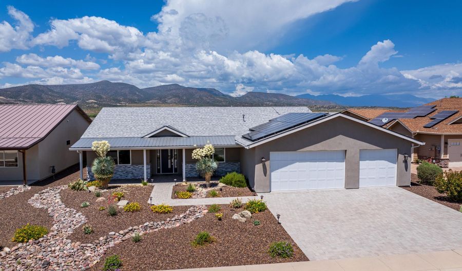 509 S Longhorn Dr, Camp Verde, AZ 86322 - 3 Beds, 3 Bath