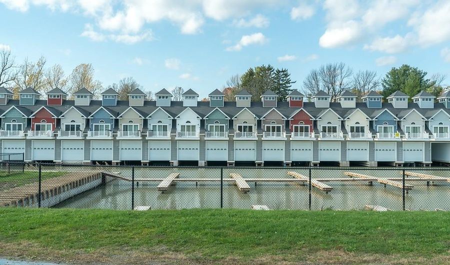 13 Harbor Villas, Alexandria Bay, NY 13607 - 2 Beds, 2 Bath
