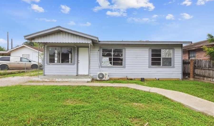 1239 W Ivy Ave, Alamo, TX 78516 - 3 Beds, 1 Bath