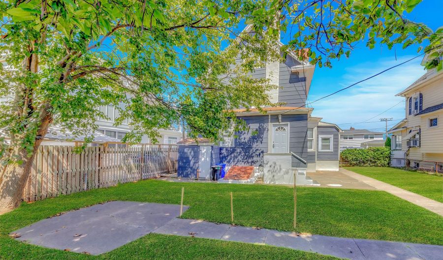 203 13th Ave 1, Belmar, NJ 07719 - 2 Beds, 1 Bath