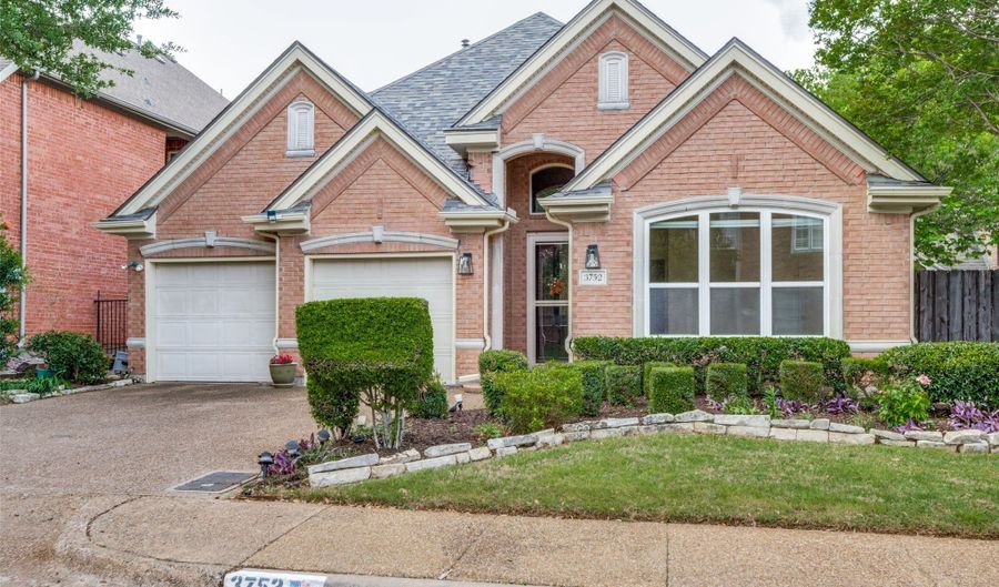 3752 Park Pl, Addison, TX 75001 - 3 Beds, 2 Bath
