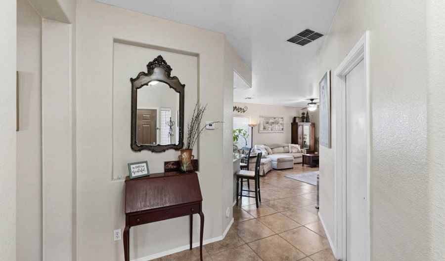 10829 E BOSTON St, Apache Junction, AZ 85120 - 4 Beds, 2 Bath