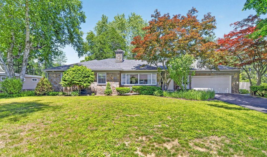 10 Willo Ln, Albany, NY 12211 - 3 Beds, 2 Bath